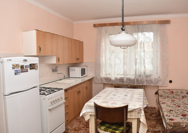 Predaj: 2-izbový byt v pôvodnom stave