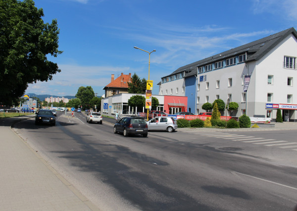 Prenájom:  Obchodné priestory a kancelárie