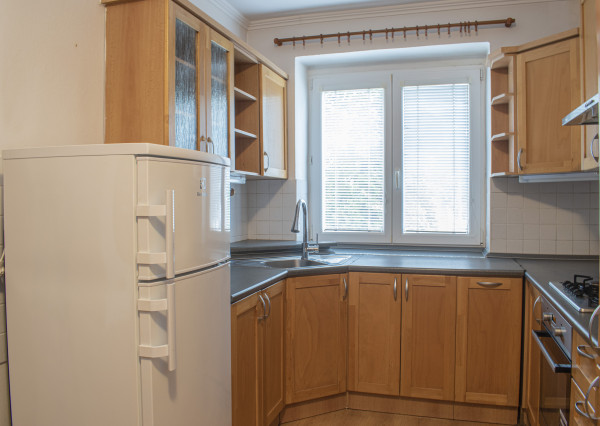 Prenájom:  2-izbovy byt v Prievidzi.