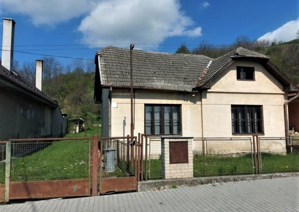 Predaj: Rodinný dom vhodný na rekonštrukciu