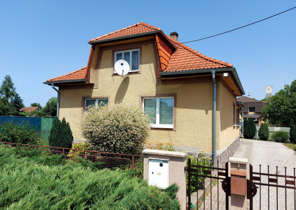 Predaj: Rodinný dom so slnečným pozemkom