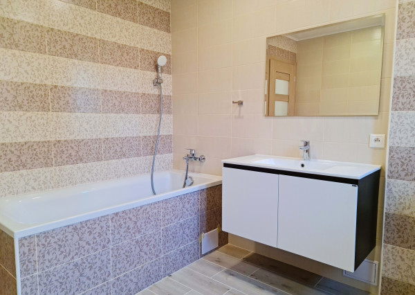 Predaj: Zrekonštruovaný 2-izbový byt v Prievidzi