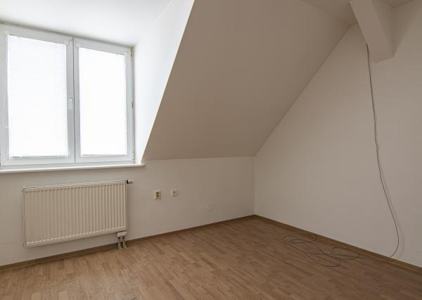 Na prenájom kancelárie v Prievidzi