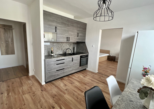 PRENÁJOM: Nový, kompletne zariadený 1-izb. byt