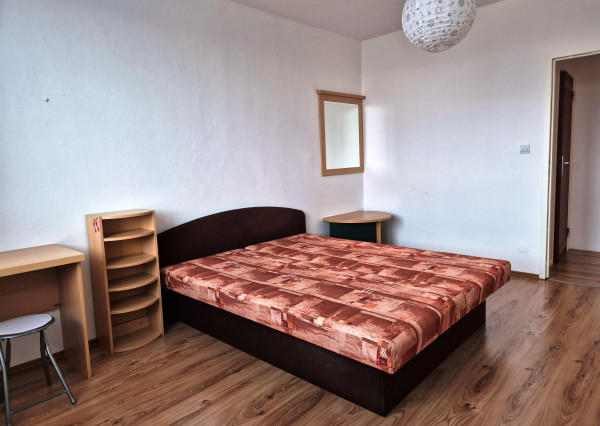 PRENÁJOM-Kompletne zariadený 1-izbový byt s balkónom