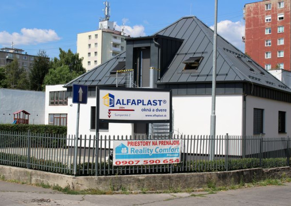 Prenájom dvojpriestoru s príslušenstvom v centre mesta