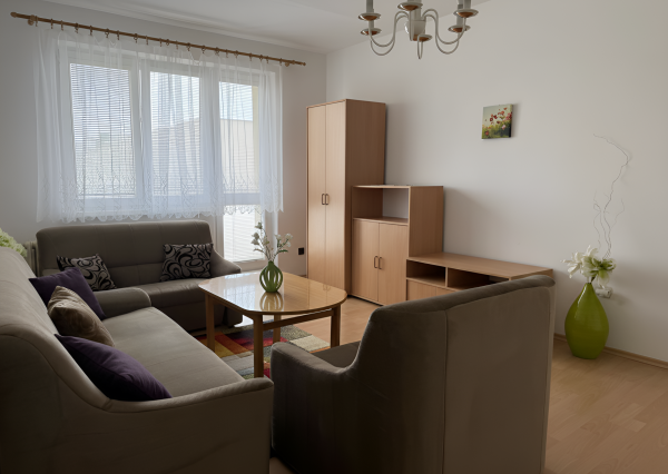 Zariadený 2-izb.byt s balkónom